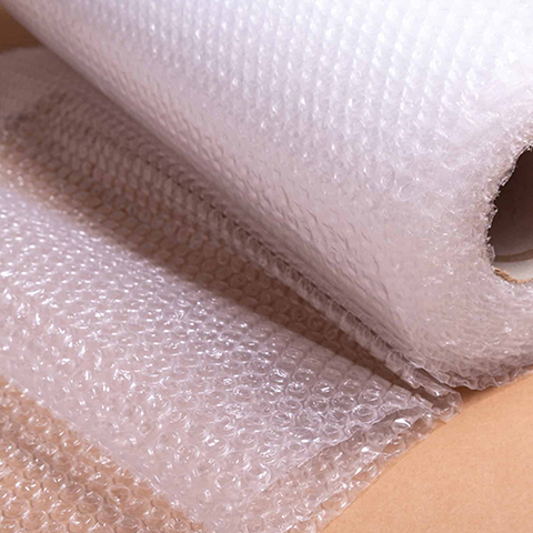 Conas wrap mboilgeog a úsáid chun turraing agus insliú fuaime a chosc